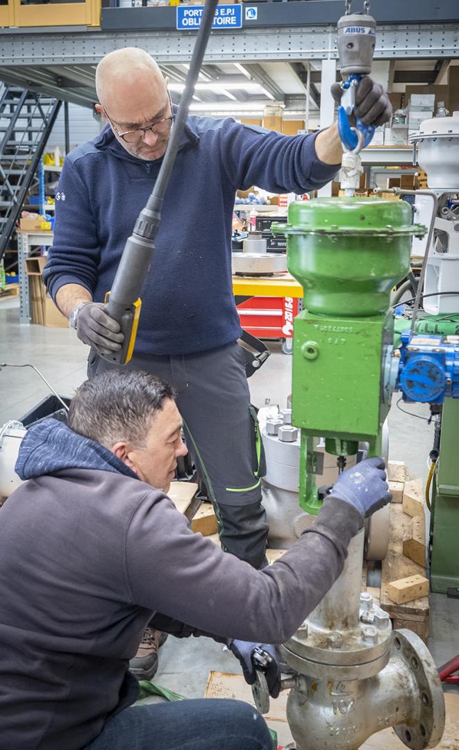 Manufacture of EPSY Microflow Valves Vichy